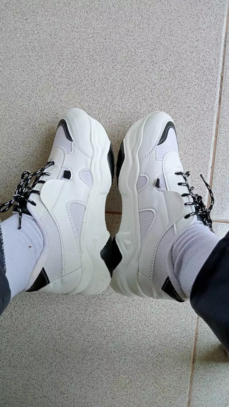 Sepatu Wanita Sneakers Wanwoo Sepatu Sneakers Wanita Tali - Foto ulasan pembeli