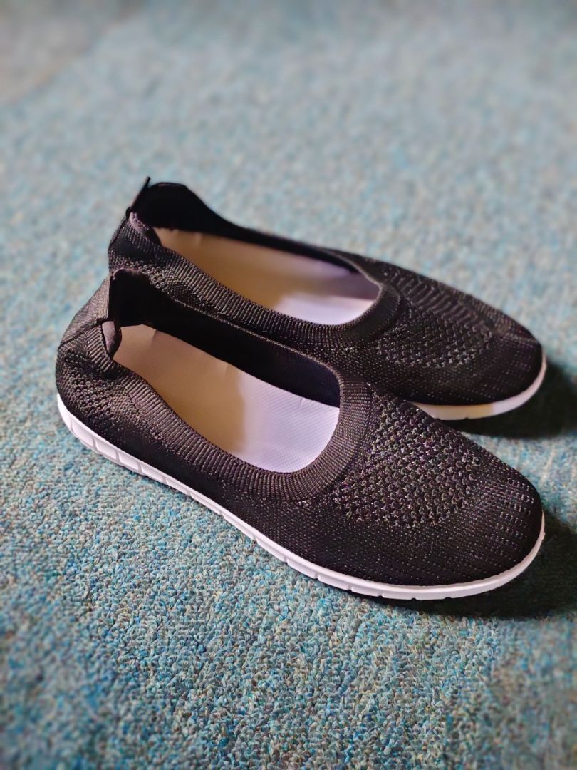 SEPATU WANITA SNEAKERS OLAHRAGA KASUAL KEKINIAN G-YS21 - Foto ulasan pembeli
