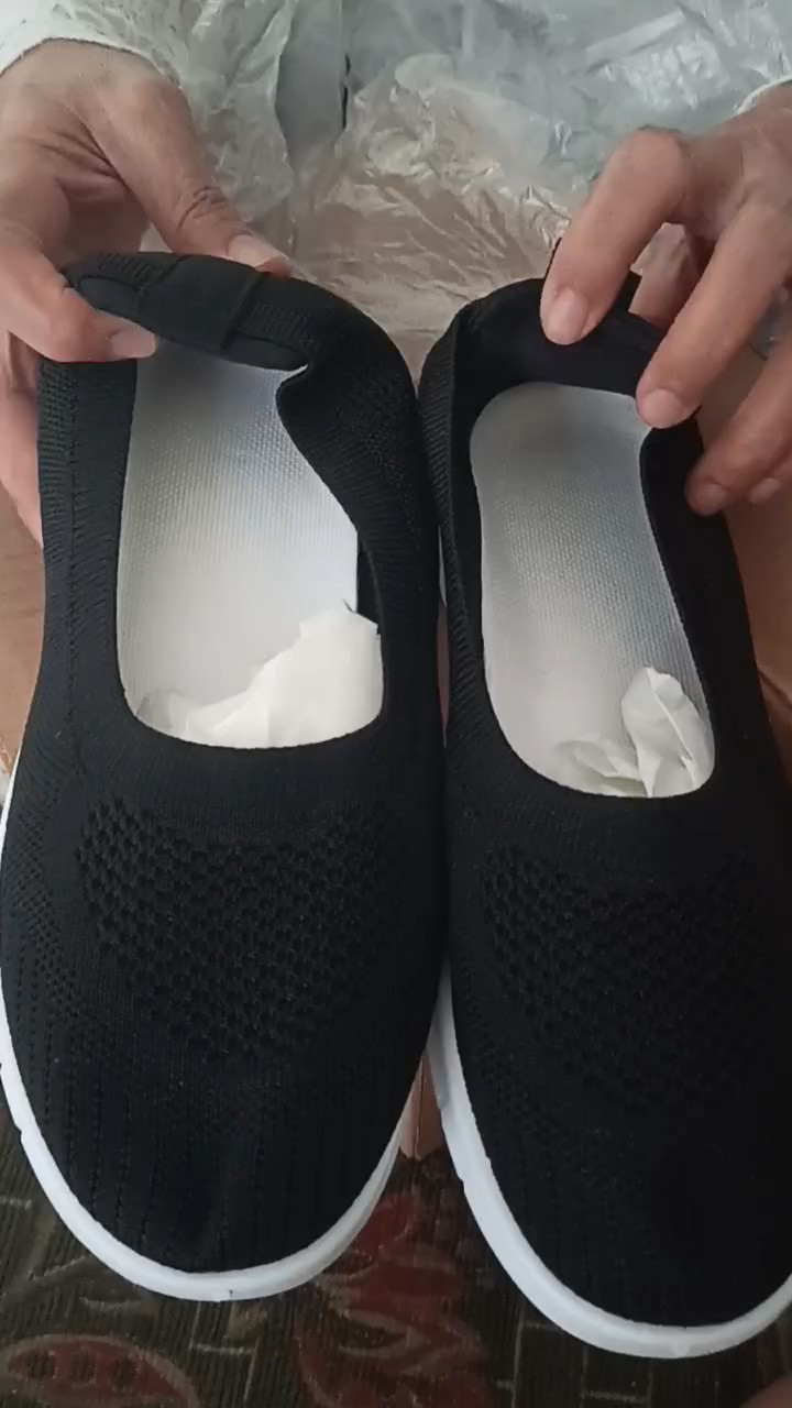 SEPATU WANITA SNEAKERS OLAHRAGA KASUAL KEKINIAN G-YS21 - Foto ulasan pembeli