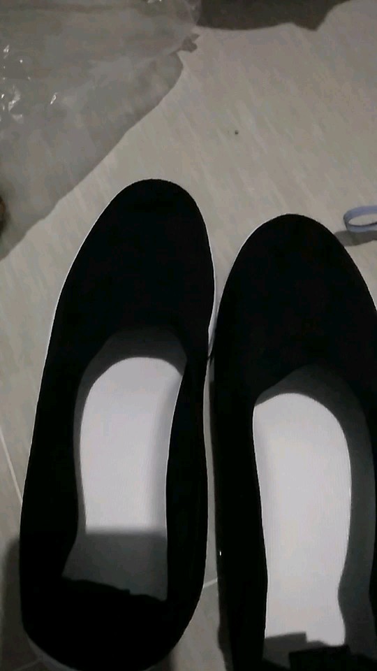 SEPATU WANITA SNEAKERS OLAHRAGA KASUAL KEKINIAN G-YS21 - Foto ulasan pembeli
