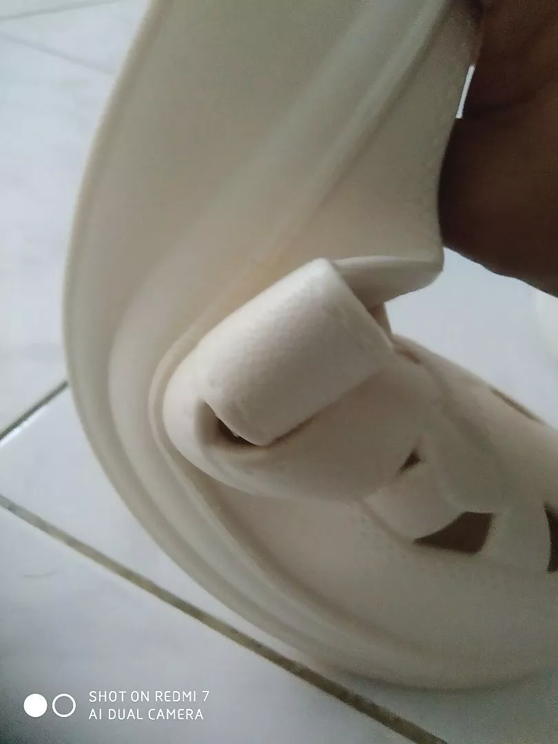 Sepatu Wedges Wanita Empuk Anti Slip 4CM - Foto ulasan pembeli