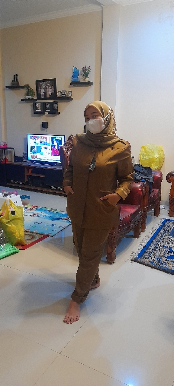 Seragam Dinas Kerja Pemda wanita 902 Setelan Rok. A /Rok Span/Celana Panjang - Foto ulasan pembeli