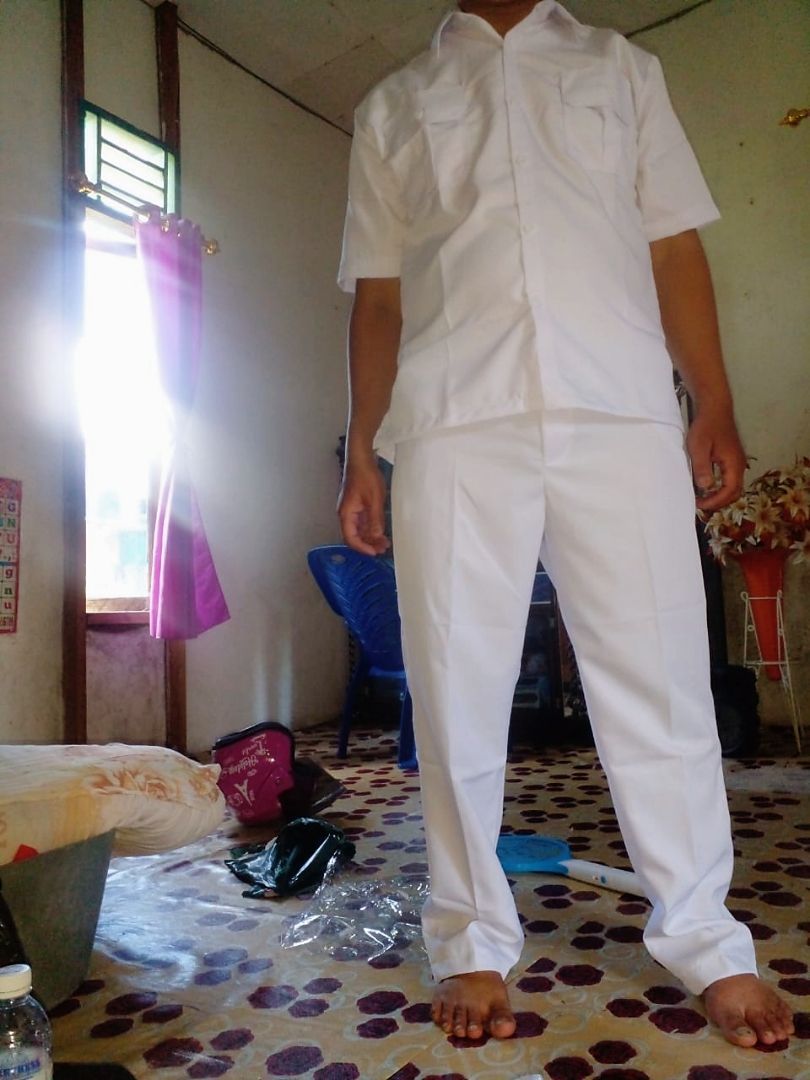 Seragam Dinas Pria Putih Bahan Lembut Full Steam - Foto ulasan pembeli