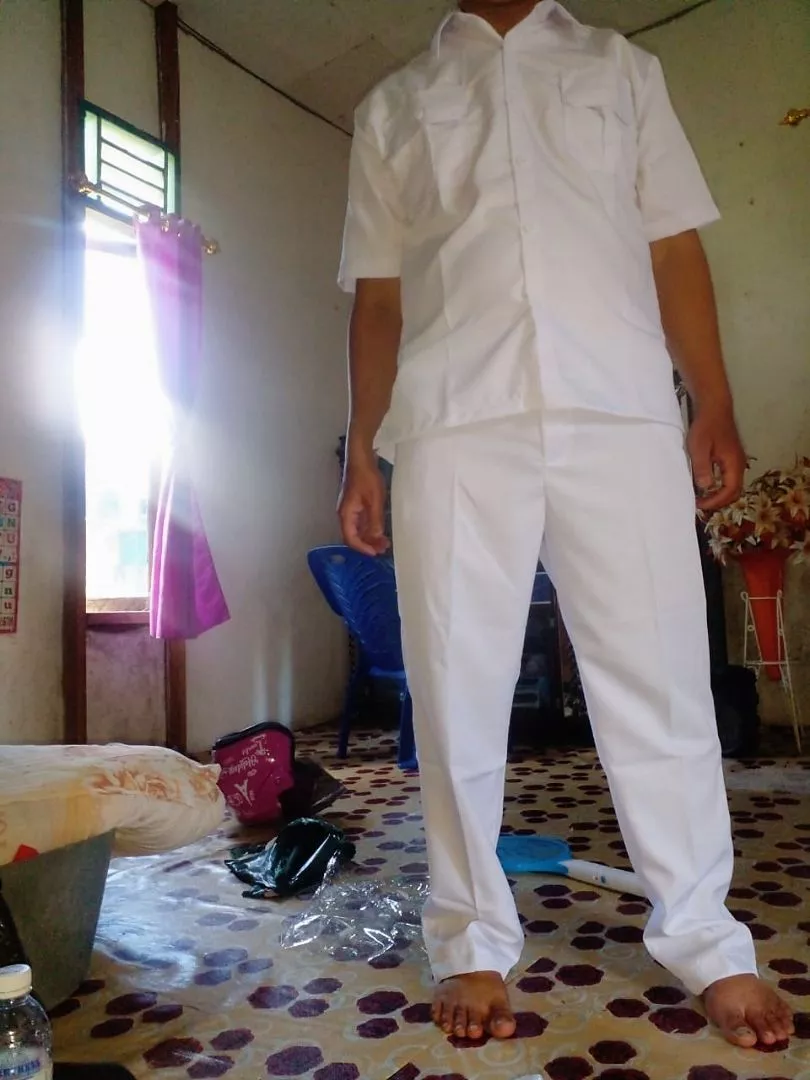 Seragam Dinas Pria Putih Bahan Lembut Full Steam - Foto ulasan pembeli