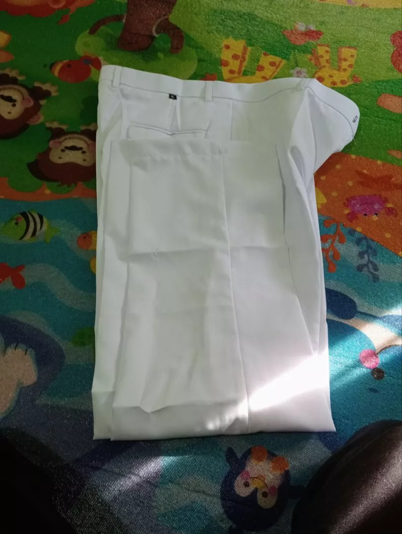 Seragam Dinas Pria Putih Bahan Lembut Full Steam - Foto ulasan pembeli