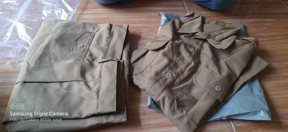 Seragam PNS Pria Khaki Setelan Baju Dinas Pemda - Foto ulasan pembeli