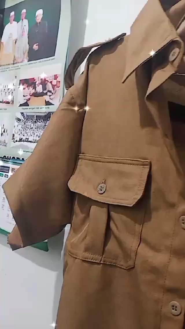 Seragam PNS Pria Khaki Setelan Baju Dinas Pemda - Foto ulasan pembeli