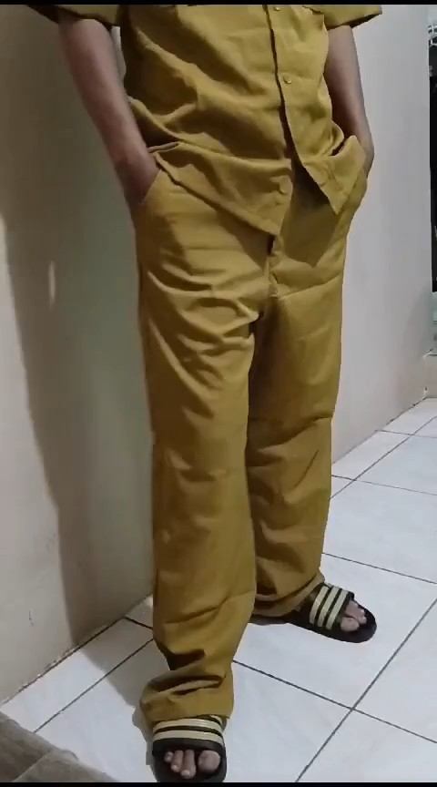 Seragam PNS Pria Khaki Setelan Baju Dinas Pemda - Foto ulasan pembeli