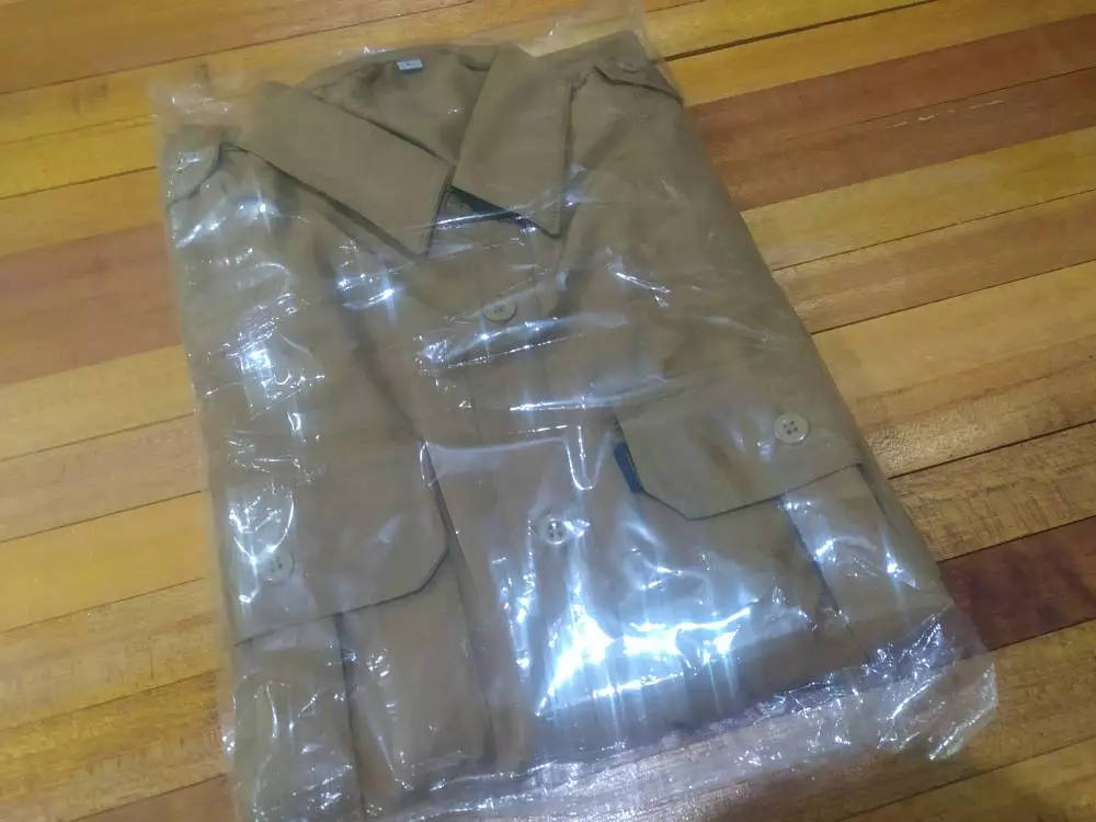 Seragam PNS Pria Khaki Setelan Baju Dinas Pemda - Foto ulasan pembeli