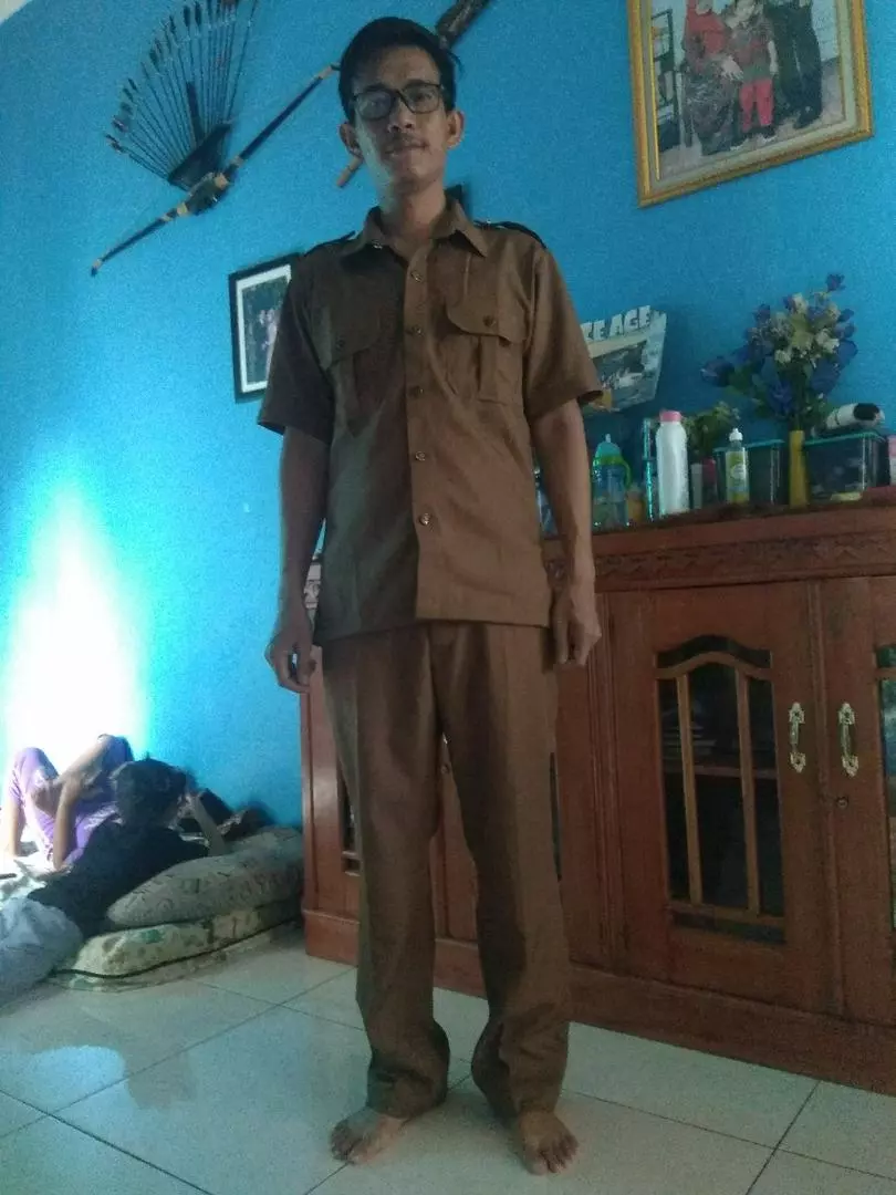 Seragam PNS Pria Pemda Coklat Khaki Setelan Dinas Lengan Pendek - Foto ulasan pembeli