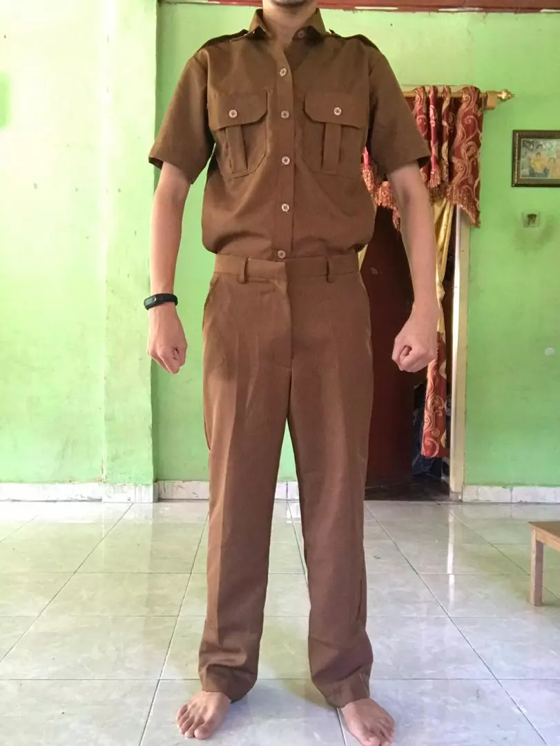 Seragam PNS Pria Pemda Coklat Khaki Setelan Dinas Lengan Pendek - Foto ulasan pembeli