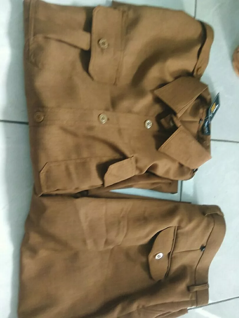 Seragam PNS Pria Pemda Coklat Khaki Setelan Dinas Lengan Pendek - Foto ulasan pembeli