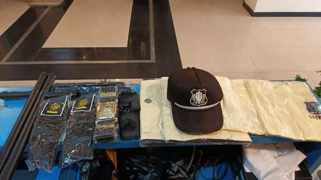 Seragam Satpam Krem Terbaru Fullset Adem Nyaman - Foto ulasan pembeli