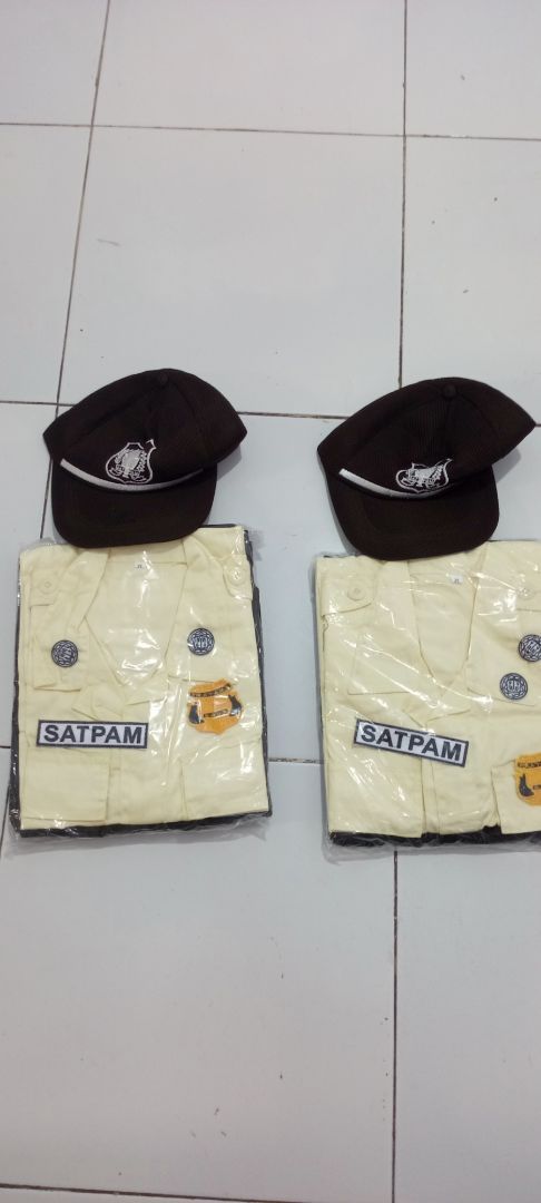Seragam Satpam Krem Terbaru Fullset Adem Nyaman - Foto ulasan pembeli