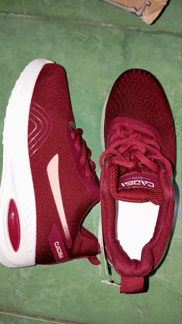 SGD [FREE BOX] Sepatu Sneakers Wanita Non Slip - foto 8 dari 10, mitakristiani4297