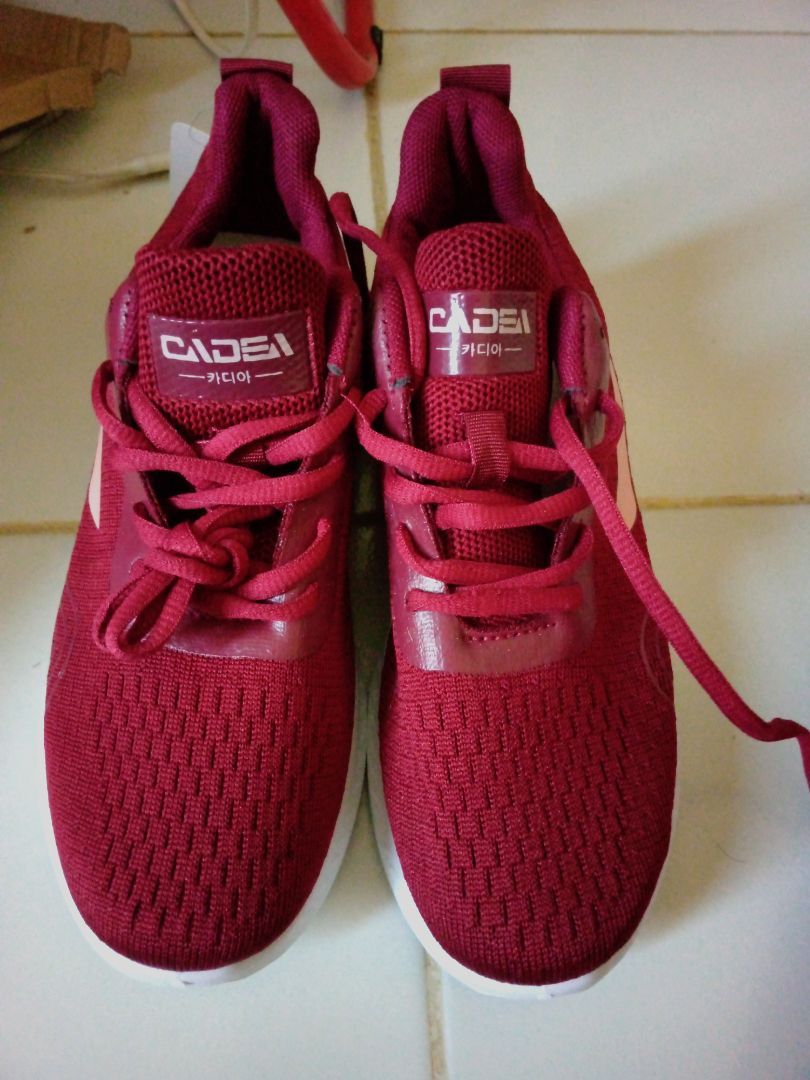 SGD [FREE BOX] Sepatu Sneakers Wanita Non Slip - Foto ulasan pembeli