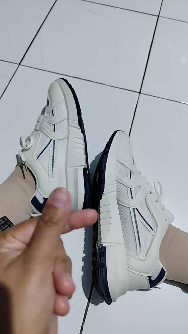 SHOEVO Sneakers Nyaman Chic untuk Wanita Sepatu Shoes Wanita Bernapas Bergaya Dalam ST076 - foto 7 dari 10, mrymm06_