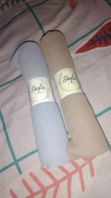 Shofia Hijab Pashmina Ceruty Babydoll Lembut - Foto ulasan pembeli
