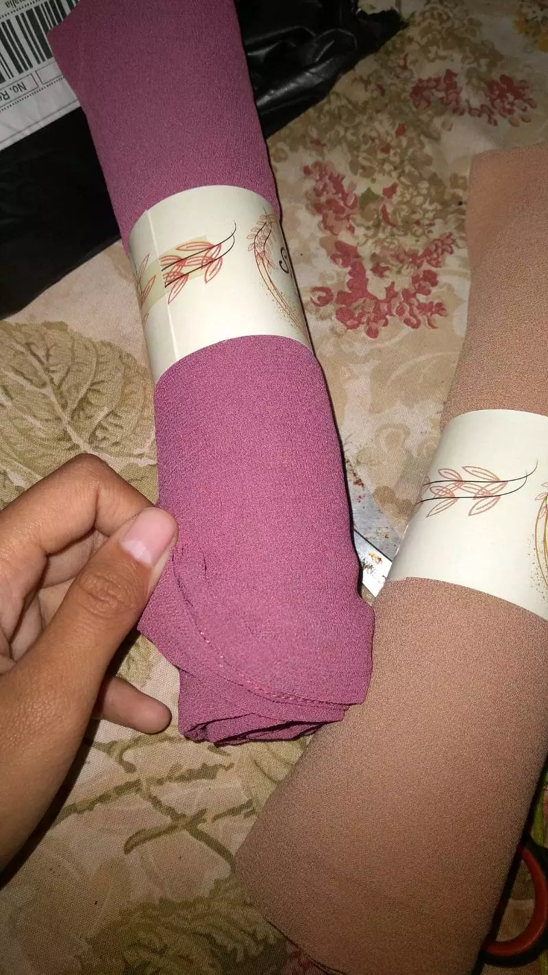 Shofia Hijab Pashmina Ceruty Babydoll Lembut - Foto ulasan pembeli