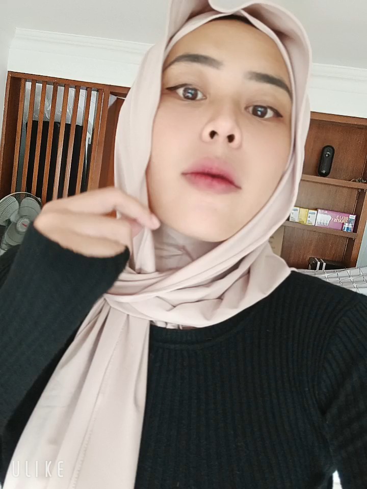 Syamsiar Hijab - Jilbab Pashmina Instan Jersey Premium Inner Tutup Leher Wanita Kerudung Pasmina Panjang Nutup Leher Jilbab Jersey Langsung Pakai Praktis Lembut Nyaman Daily Kekinian - Foto ulasan pembeli