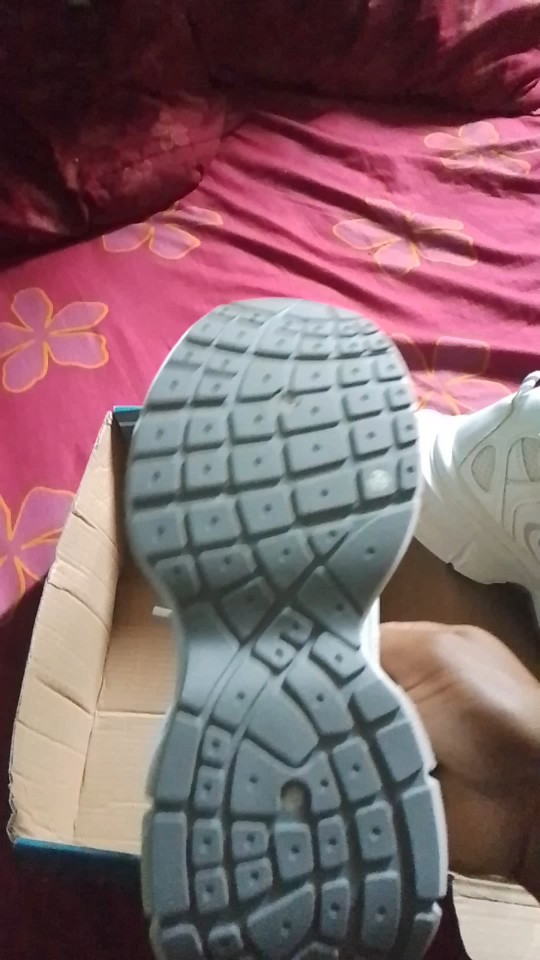 Syra Sepatu Olahraga Wanita Korea Style Ringan Empuk Kekinian Terbaru - Foto ulasan pembeli