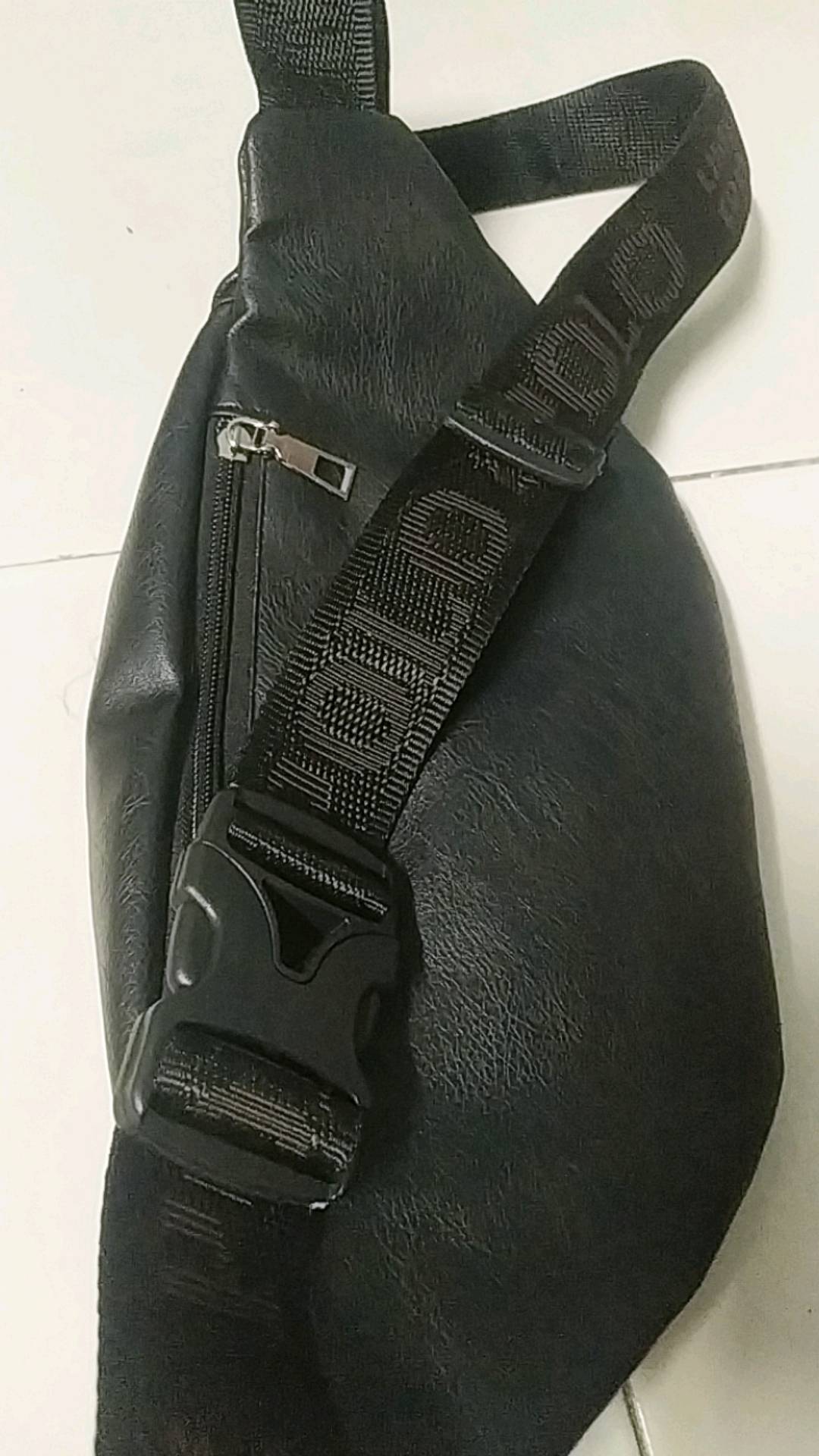 Polo Amstar Compact Waistbag Pria Multifungsi Kulit - Foto ulasan pembeli
