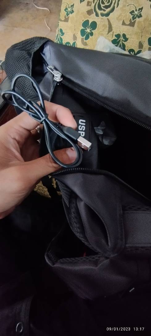 Polo Hiero Tas Ransel Laptop Polo Hiero 71003 (Free Rain Cover+USB Extension) - Foto ulasan pembeli