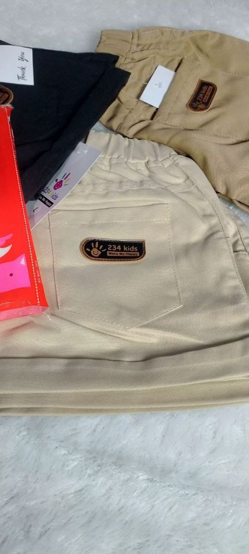 PAKET HEMAT 3 PCS CELANA PENDEK CHINO ANAK 1-5 TAHUN - foto 3 dari 10, nesaapriliasuhendra
