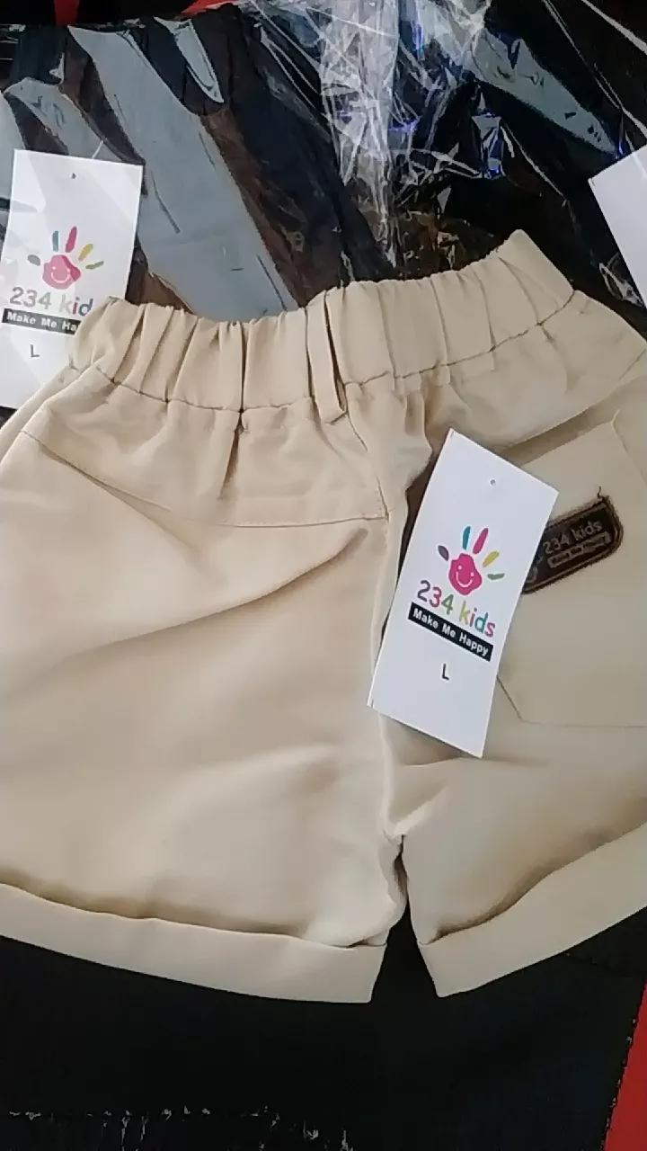Foto ulasan pembeli g*****7, varian HITAM-CREAM-ABU,Int:L