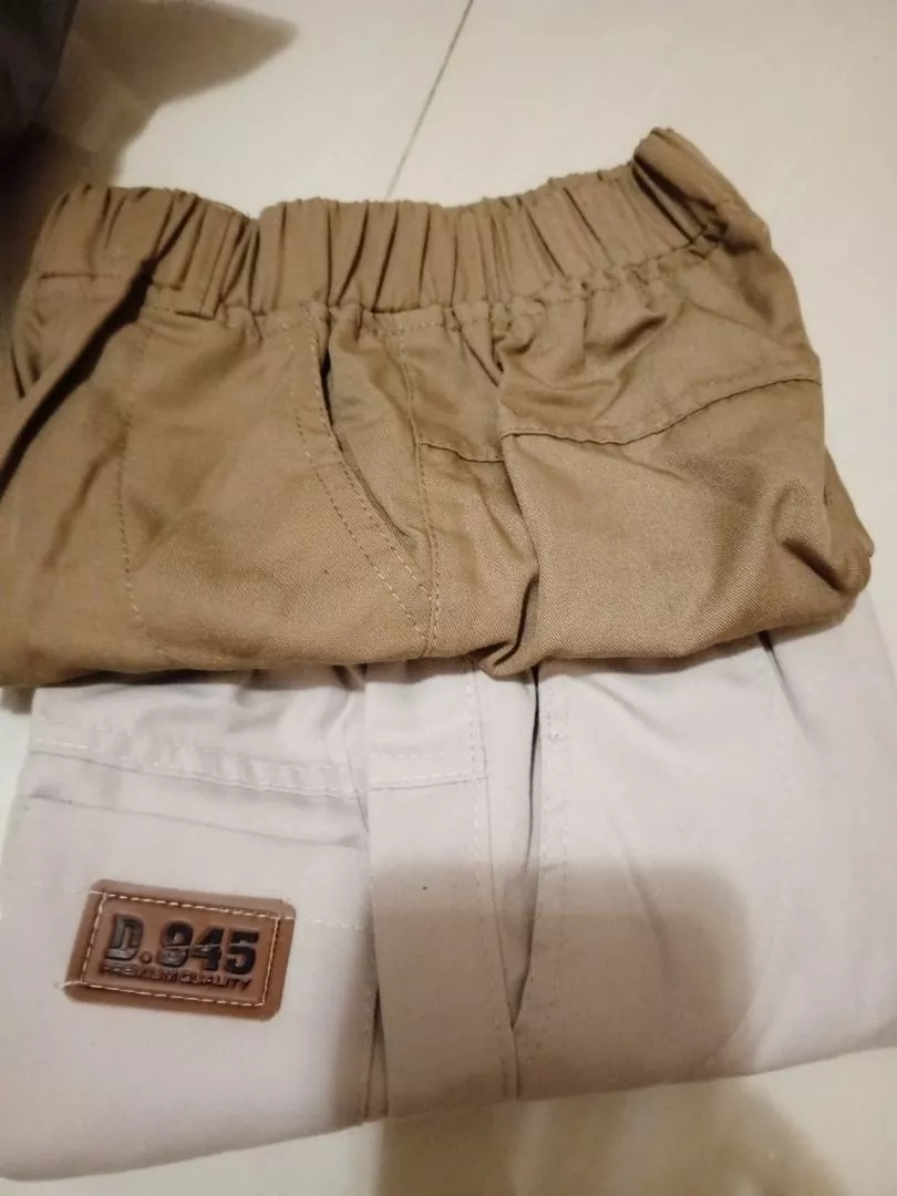 Foto ulasan pembeli m*****i, varian MOKA-ABU-CREAM,Int: XL