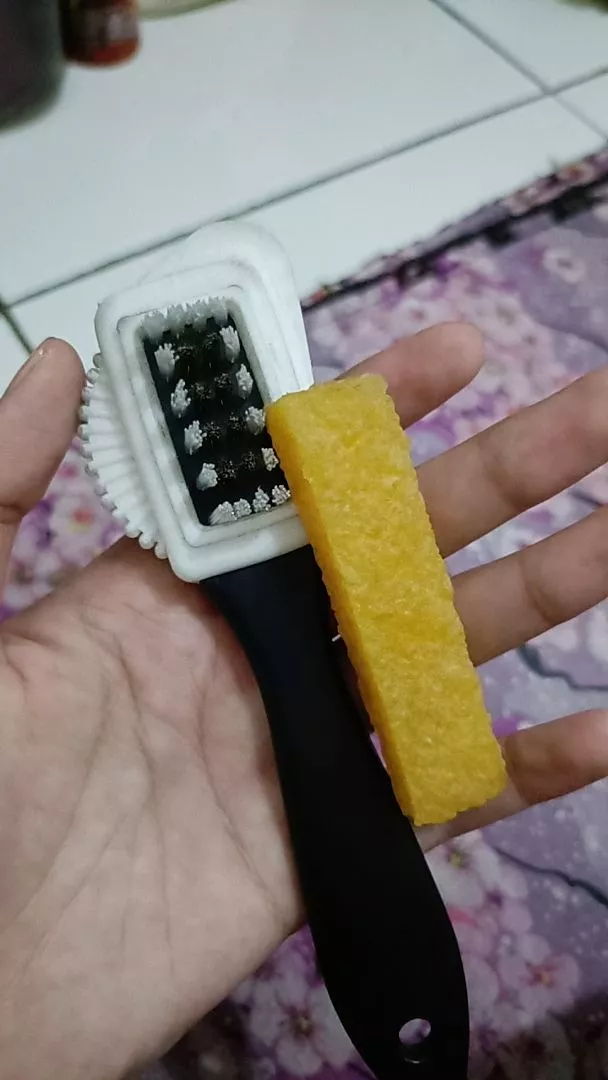 Paket Pembersih Sepatu Suede Nubuck Bonus Tali - Foto ulasan pembeli