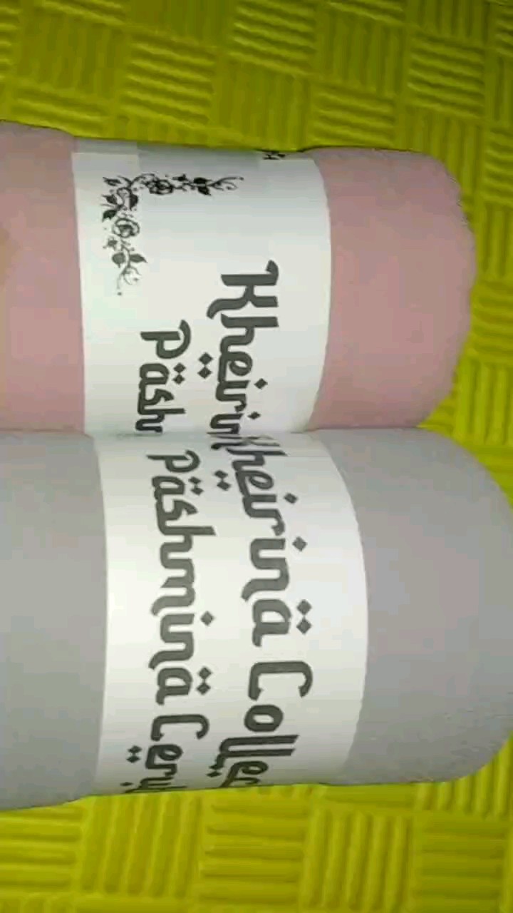Foto ulasan pembeli amihnyakhan, varian Abu Silver, Blush Pink