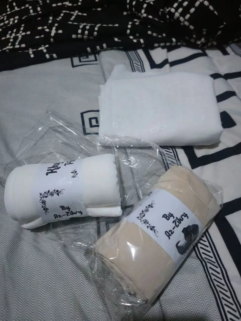 Foto ulasan pembeli rinigayatri243, varian Broken White, Creamy