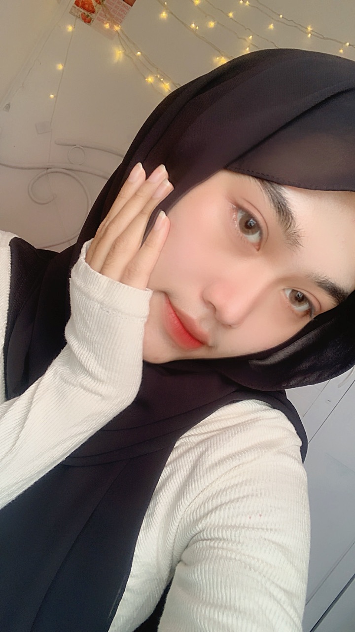 Pashmina Ceruty Babydoll Polos Adem Nyaman - Foto ulasan pembeli