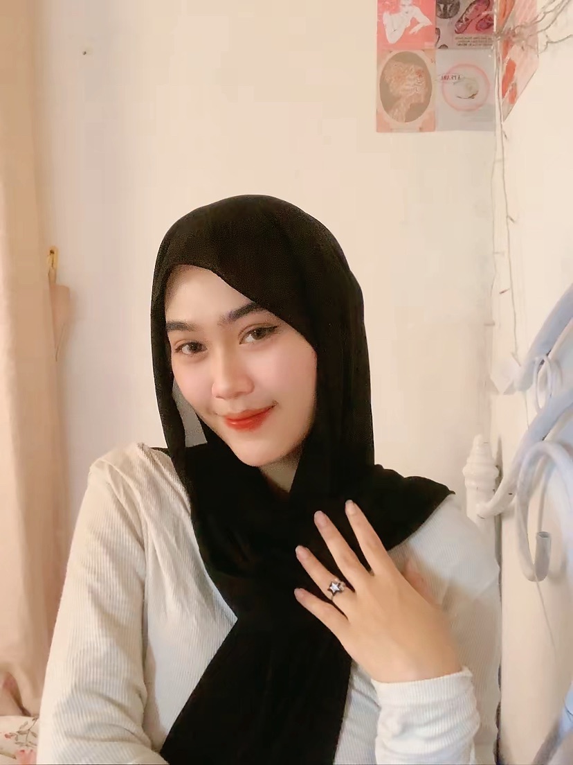Pashmina Ceruty Babydoll Polos Adem Nyaman - Foto ulasan pembeli