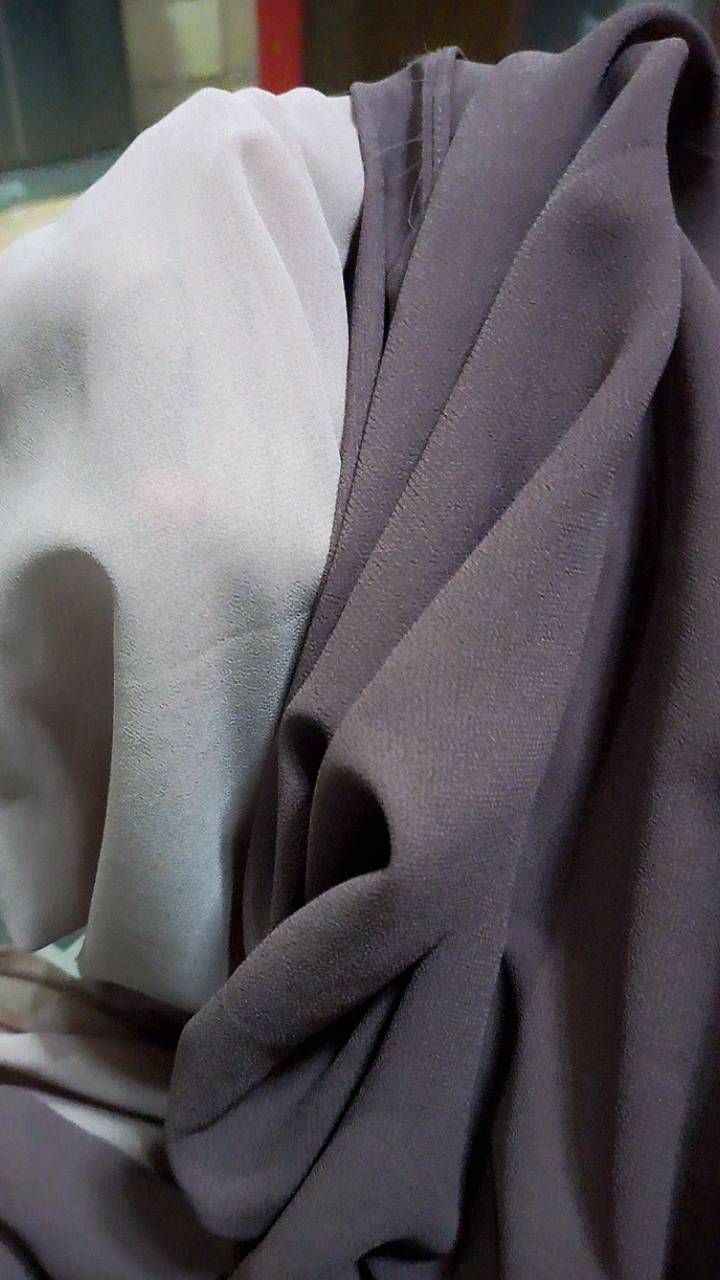 PASHMINA CERUTY BABYDOLL PREMIUM 200X75 JAHIT TEPI - foto 3 dari 10, with_us29