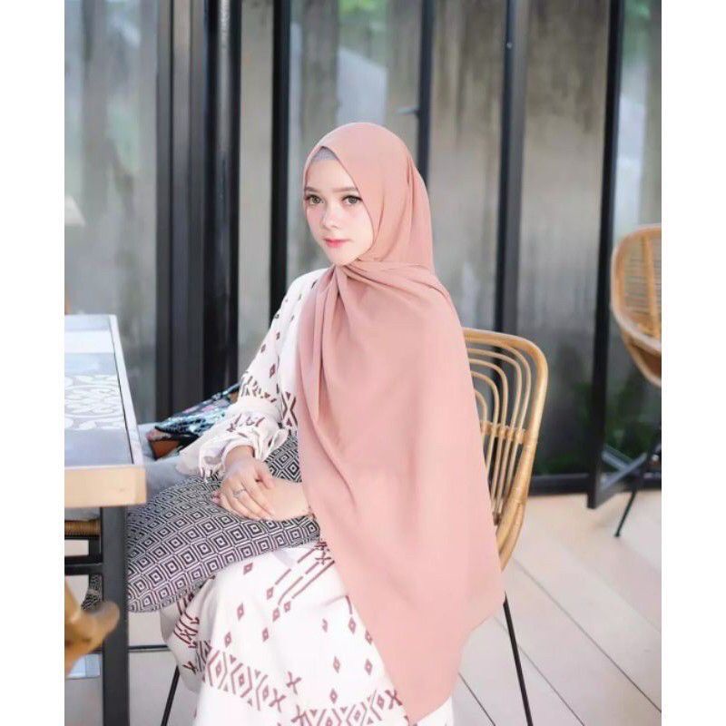 PASHMINA CERUTY BABYDOLL PREMIUM 200X75 JAHIT TEPI - foto 10 dari 10, with_us29
