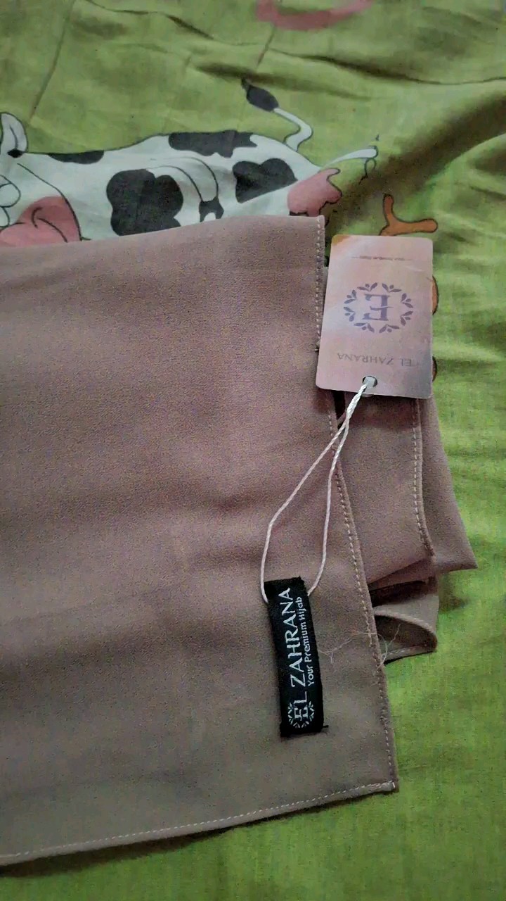 Pashmina Ceruty Babydoll Premium El Zahrana - Foto ulasan pembeli