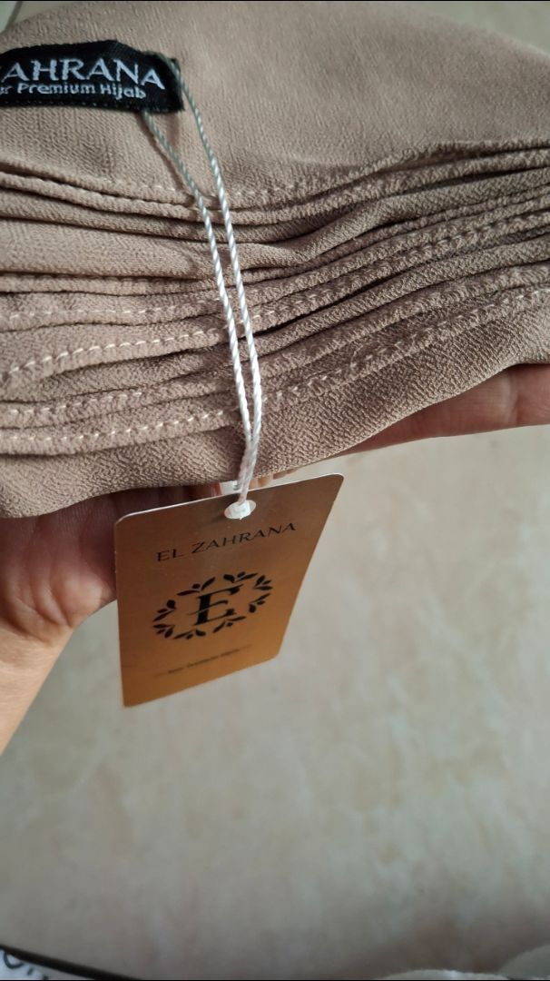 Pashmina Ceruty Babydoll Premium El Zahrana - Foto ulasan pembeli