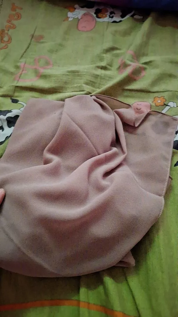 Pashmina Ceruty Babydoll Premium El Zahrana - Foto ulasan pembeli