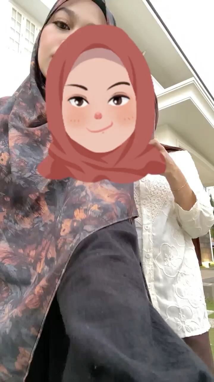Pashmina Ceruty Premium Ombre Shawl Hijab Aretha - Foto ulasan pembeli
