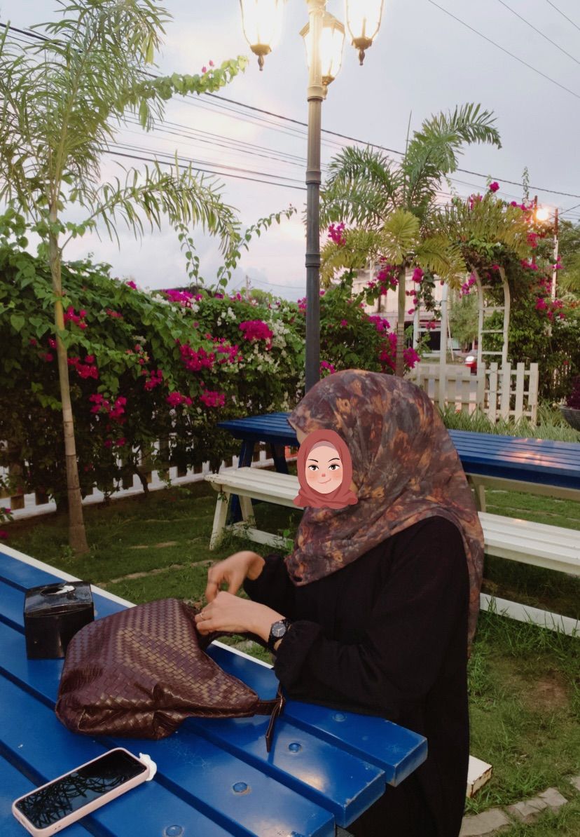 Pashmina Ceruty Premium Ombre Shawl Hijab Aretha - Foto ulasan pembeli