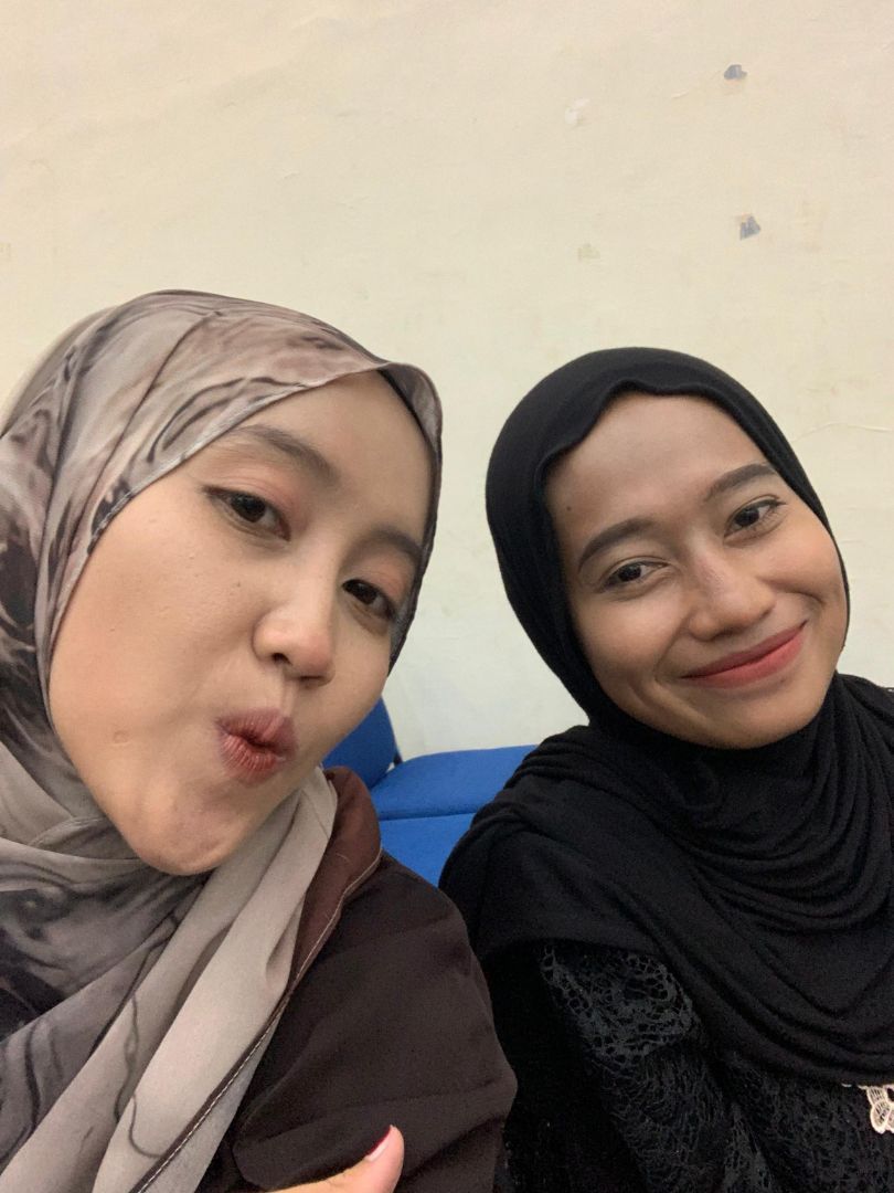 Pashmina Ceruty Premium Ombre Shawl Hijab Wanita - Foto ulasan pembeli