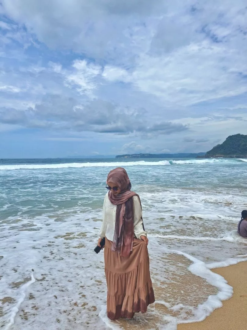 Pashmina Ceruty Premium Ombre Shawl Hijab Wanita - Foto ulasan pembeli