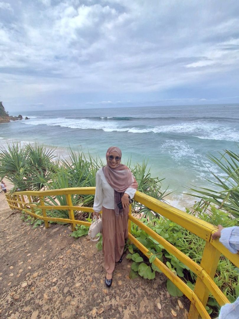Pashmina Ceruty Premium Ombre Shawl Hijab Wanita - Foto ulasan pembeli