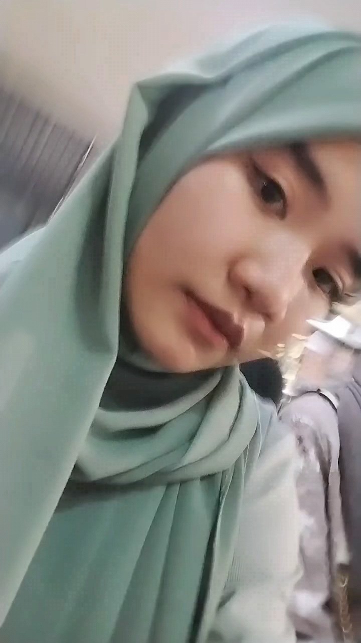 Pashmina Dubai Premium Voal Adem By Almahira - Foto ulasan pembeli