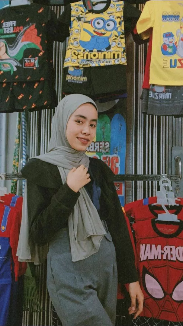 Pashmina Koas Rayon II Pashmina PE II pasmina koas rayon super OMAN Turkey Shawl - Foto ulasan pembeli
