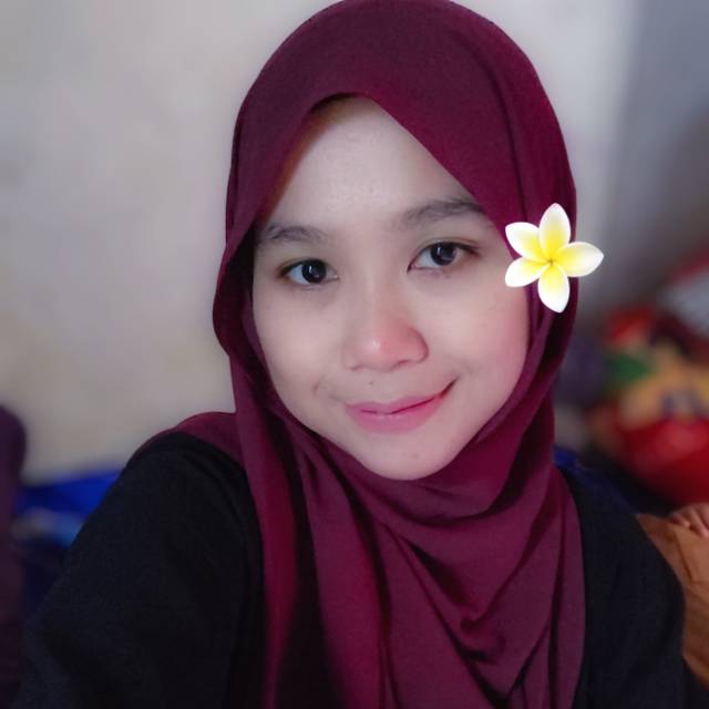 Pashmina Kaos Jersey Premium 50 Warna Nyaman - Foto ulasan pembeli