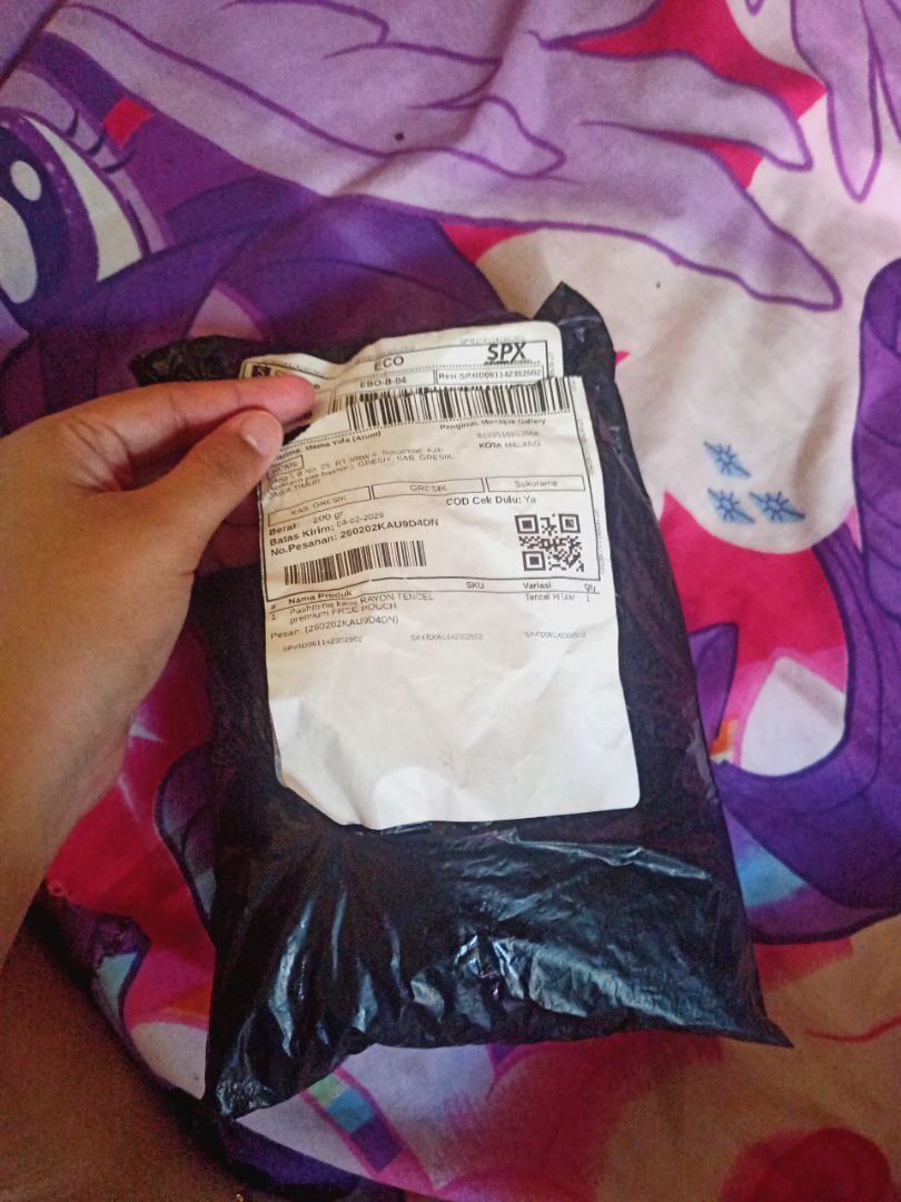 Pashmina kaos RAYON TENCEL premium FREE POUCH - Foto ulasan pembeli