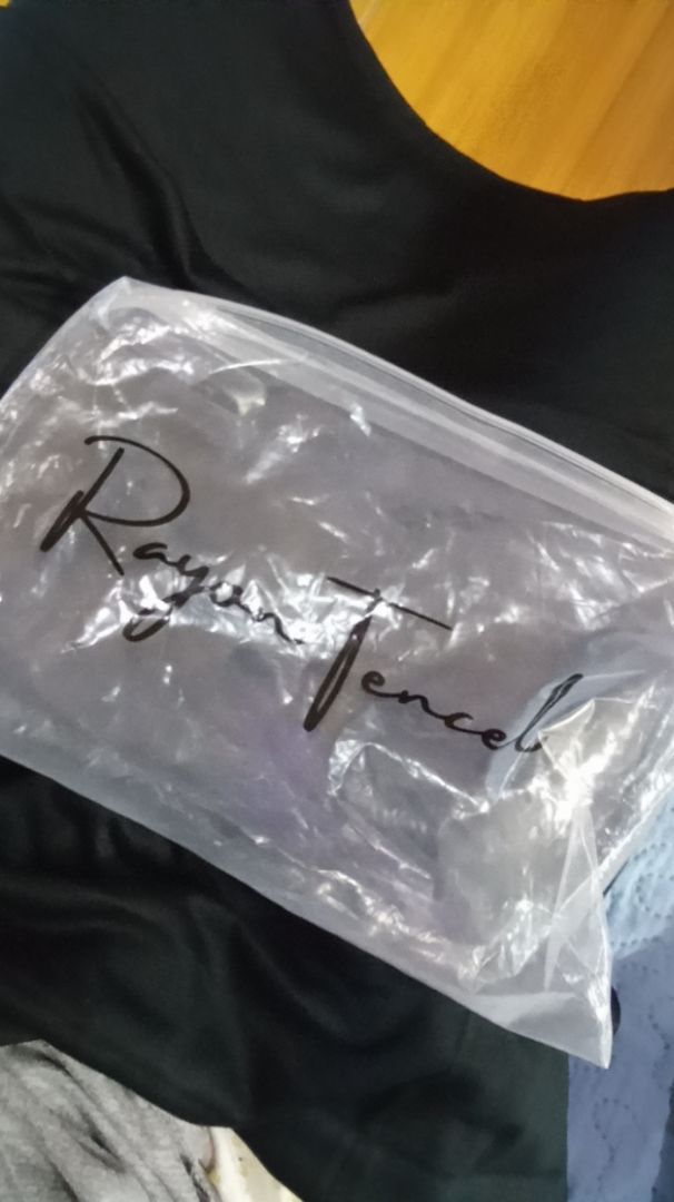 Pashmina kaos RAYON TENCEL premium FREE POUCH - Foto ulasan pembeli